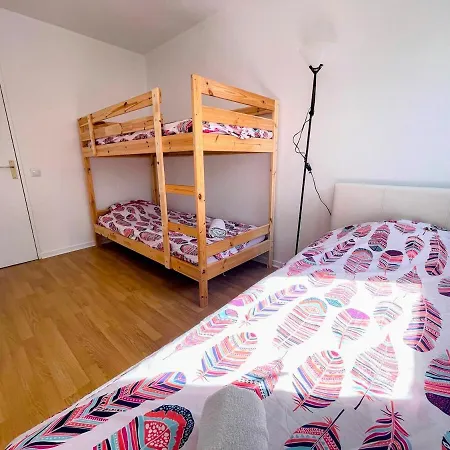 Duplex With Private Garden, Access Paris And